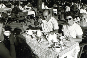 1961-lindwerder-mama-papa-edith-klein