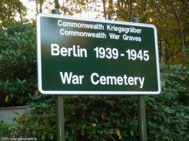 2005-berlin-war-cemetery-01-klein