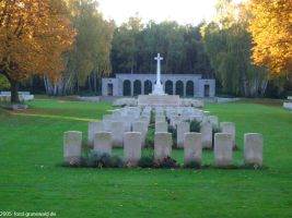 2005-berlin-war-cemetery-03-klein