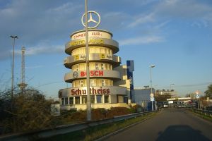 004 - AVUS Galerie 01: Nordkurve
