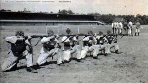 1944-lw-bautruppen-ueberholungslehrgang-berlin-charlottenburg-1-mommsenstadion-klein
