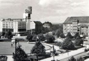 1936-08-08-adolf-hitler-platz-klein-a_0