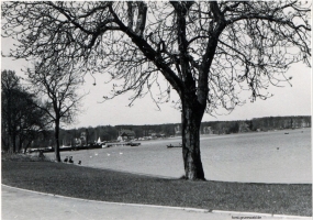 1923-wannseeufer-mit-seglerhaus-klein